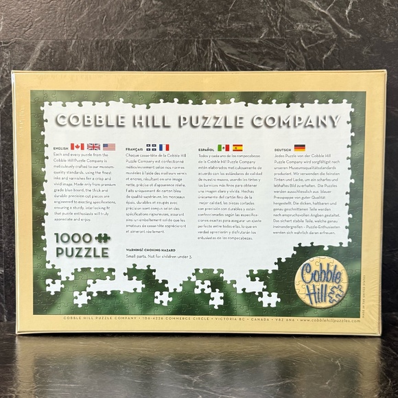 COBBLE HILL Tom Newsom “Santa’s List" 1000 Pieces Puzle - Picture 7 of 10